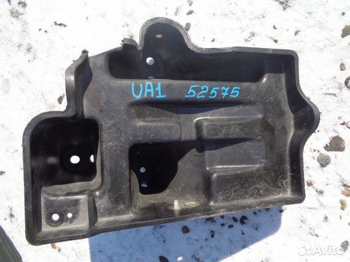 Подставка под аккумулятор Honda Inspire UA1 G20A