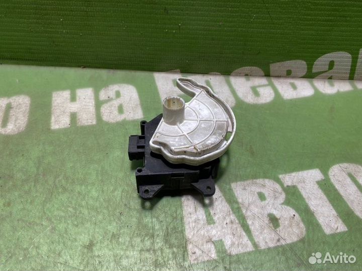 Сервопривод заслонок печки Mazda Mpv LY3P L3-VDT