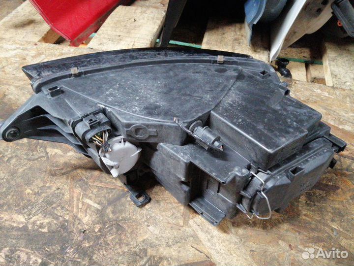Фара передняя левая Audi Tt 8N BAM APX 2001