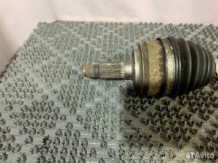 Привод передний правый Honda Civic 8 1.3 CVT