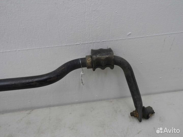 Стабилизатор задний Nissan Pathfinder R51