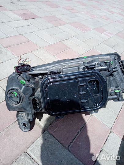 Фары передние Audi A6/C6