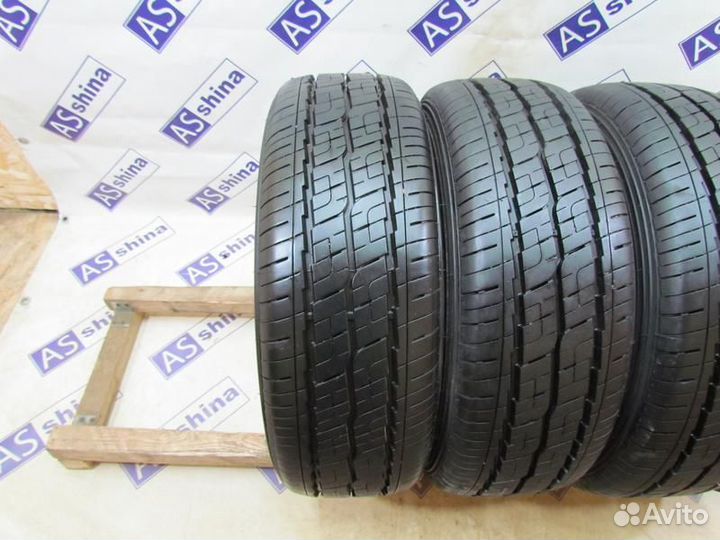 Avon AV12 215/65 R15C 97P