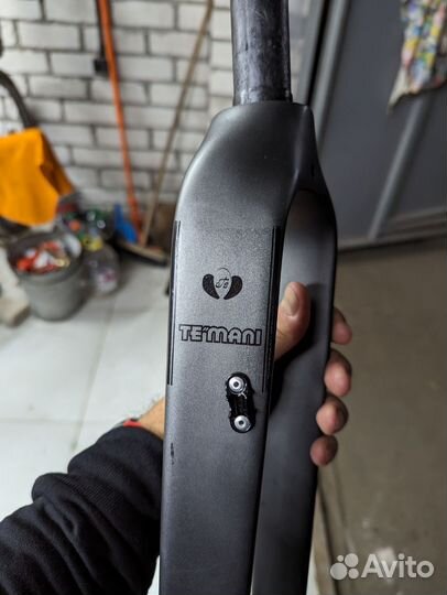 Вилка карбон 27.5 Temani почти новая