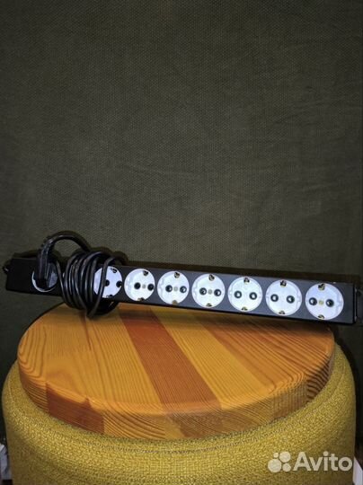 Блок силовых розеток 10А (2м), 9 розеток