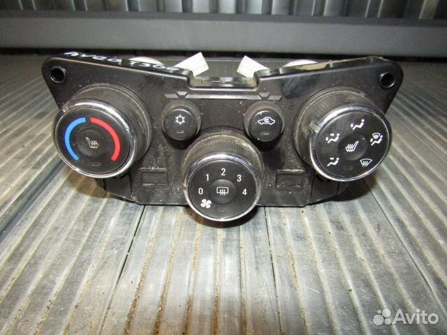 Блок управления отопителем Aveo (T300) 2011