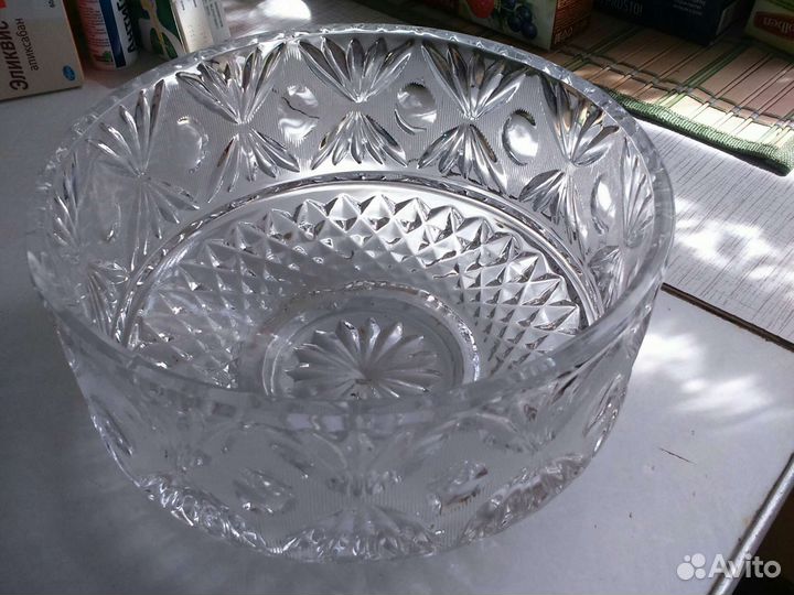 Хрустальная ваза-салатник