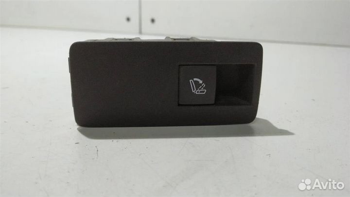 Кнопка Opel Astra J