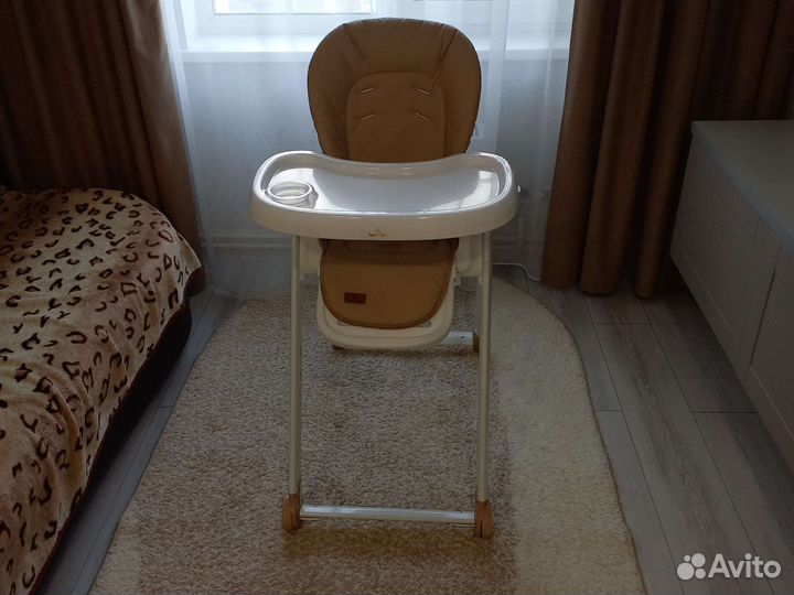 Стульчик для кормления lorèlli