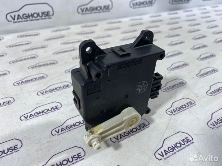 Моторчик заслонки печки Mazda 3 BK 1.6 2006