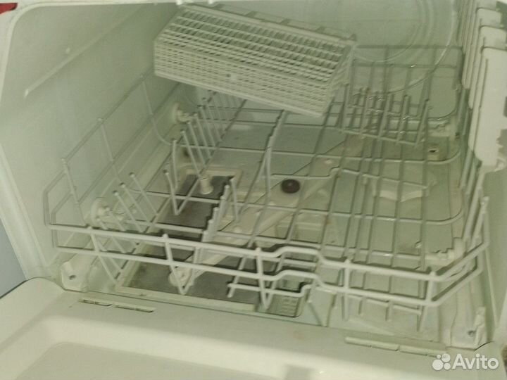 Посудомоечная машина Electrolux