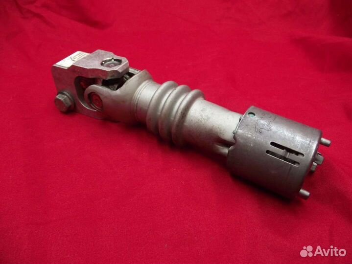 Рулевой карданчик Mercedes C W205 2018г