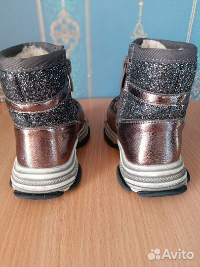 Ботинки зимние для девочки 22-23 размер