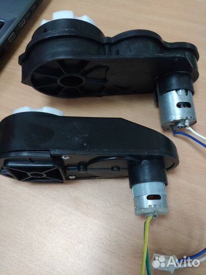 Редукторы в сборе с эл.двигателем / электромобиля