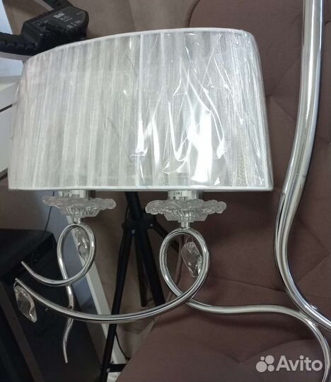 Люстра подвесная потолочная