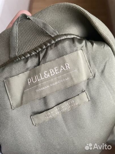 Куртка бомбер женская Pull&Bear
