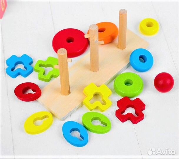 Логическая пирамида деревян - Ключики - 3 уровня