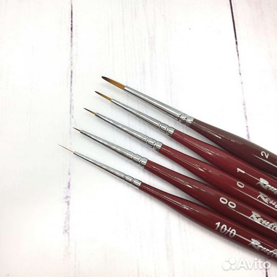 Кисти для маникюра