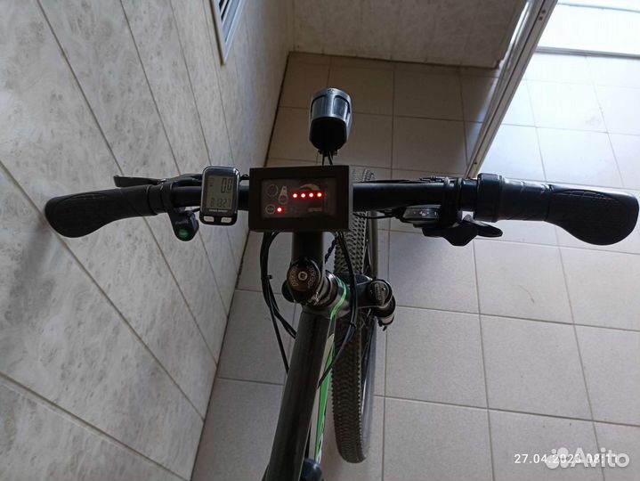 Eltreco XT 750 350w 12а/ч 27,5