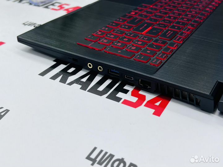 Ноутбук MSI 15.6