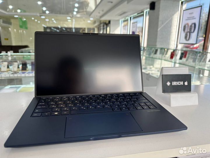 Asus zenbook 13 core i5