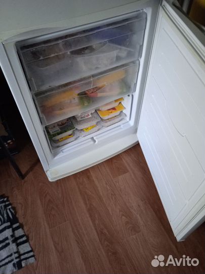 Холодильник атлант двухкамерный