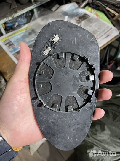 Зеркальный правый элемент bmw e81 e87 e90