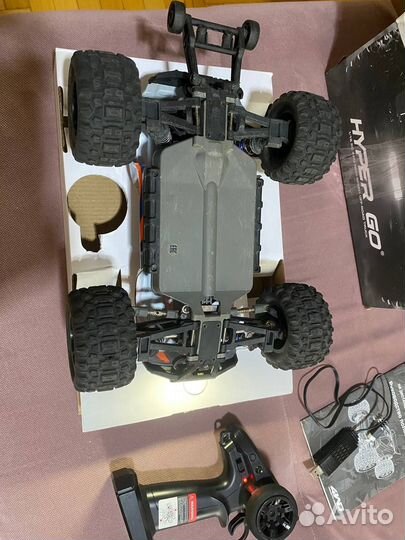 Машинка на радиоуправлении