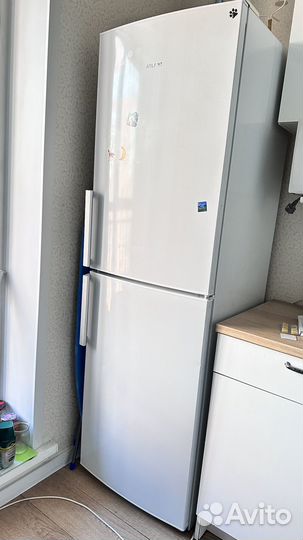 Холодильник атлант бу
