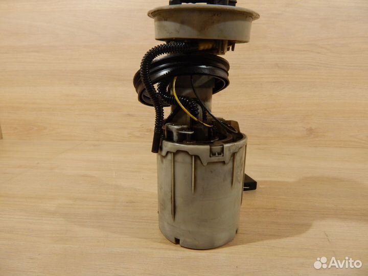 Насос топливный Vw Passat B5+ 1.9 TDI в сборе