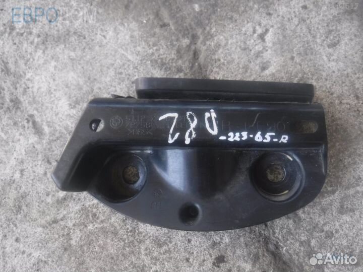 Крепление / кронштейн бампера заднее правое BMW E90 LCI s1109563