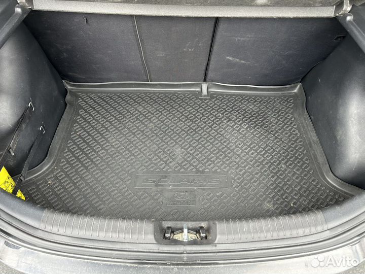 Автомобильные коврики резиновые