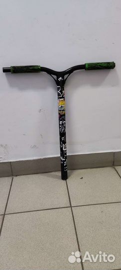 Руль на трюковой самокат