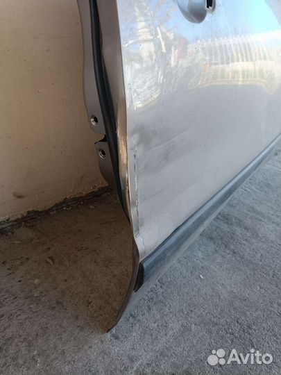 Дверь Nissan Note e11