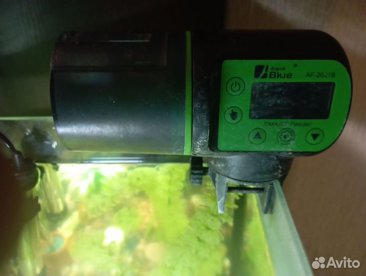 Продаётся Аквариум 20 л.со всеми принадлежностями