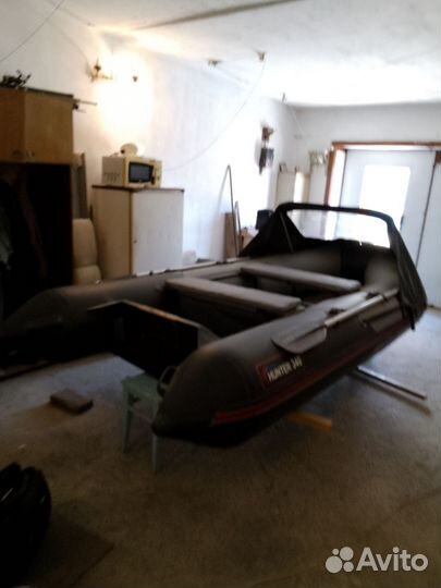 Моторная лодка