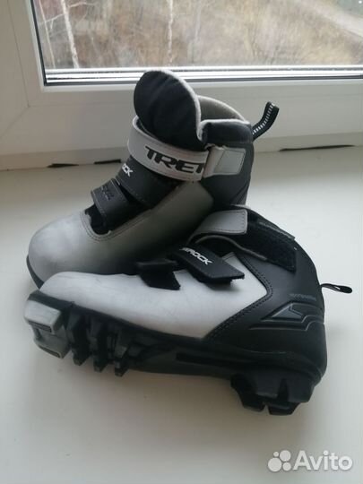 Лыжные ботинки Trek 33 размер