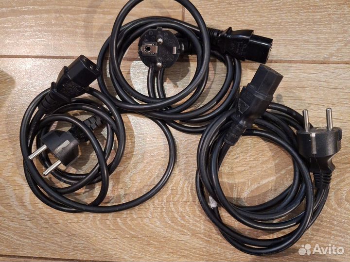 Сетевой кабель для компьютера