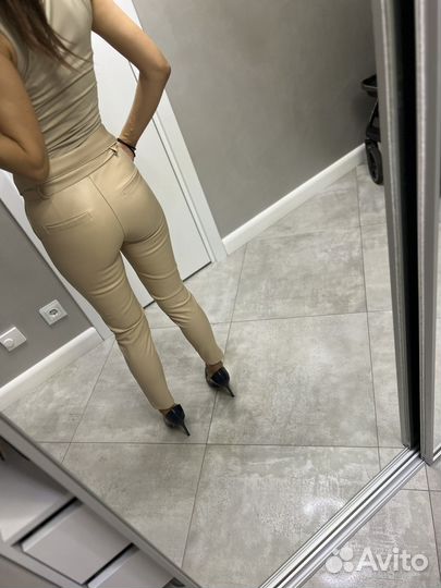 Джинсы, брюки