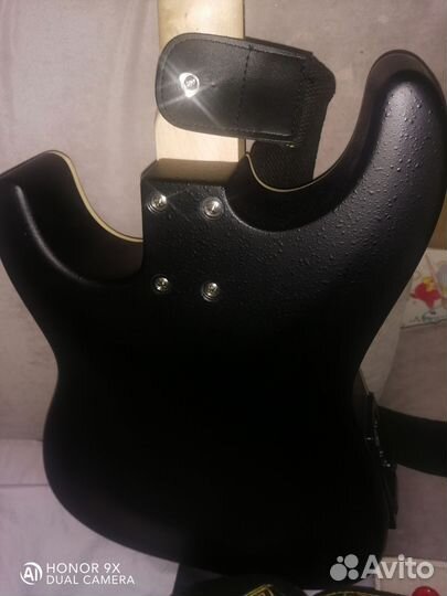 Электроакустическая гитара fender