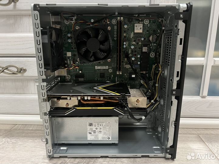 HP Pavilion (Intel 10400F, DDR4 16Гб, RX 5600XT)