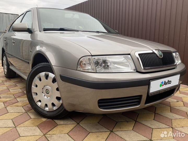 Skoda Octavia 1.6 МТ, 2008, 35 500 км