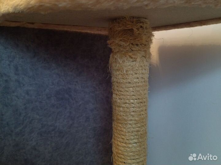 Домик для кошки с когтеточкой бу