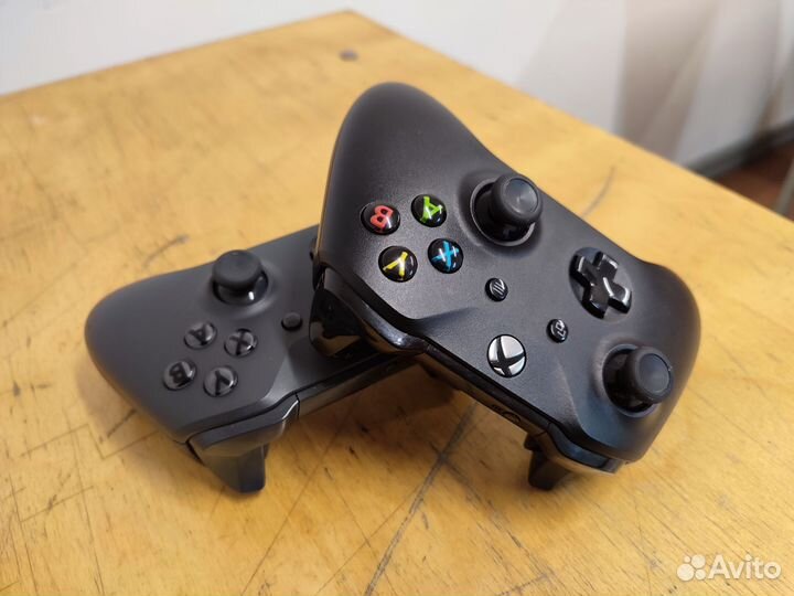 Xbox ONE X 1TB