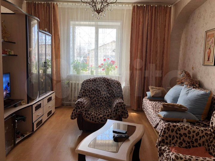 3-к. квартира, 80,6 м², 1/2 эт.