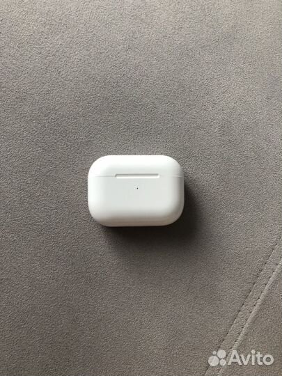 Беспроводные наушники apple airpods