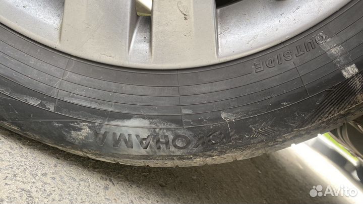 Yokohama BluEarth AE50 215/65 R17 99V
