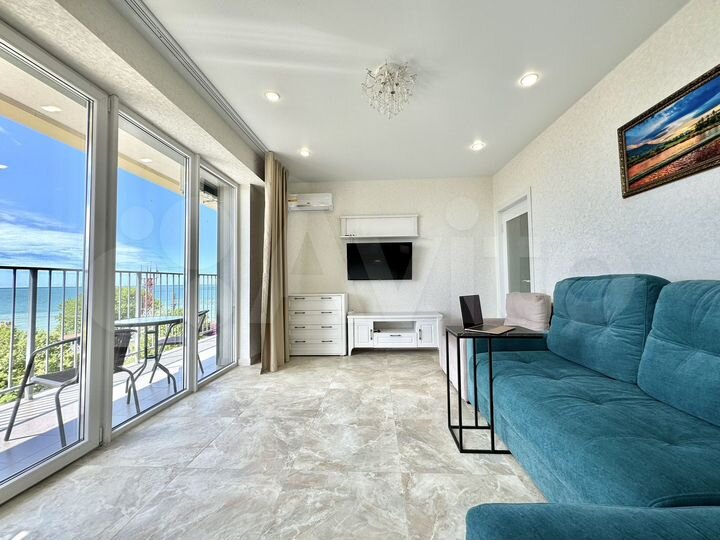 2-к. квартира, 62 м², 7/13 эт.