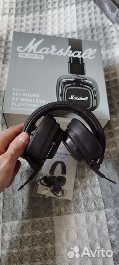 Беспроводные наушники Marshall