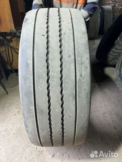 Грузoвая шинa бу 385 65 R22.5 Gоodyeаr